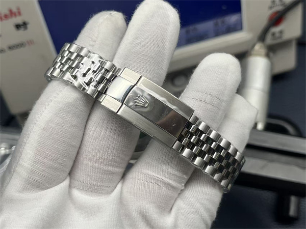 R*l*x men’s watch 38920 top