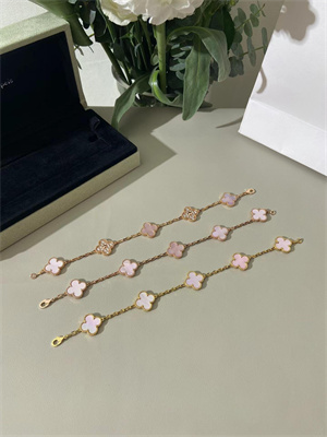 V*N CL*F & arpels bracelet 39075