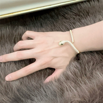 B*l*ai bracelet 39079