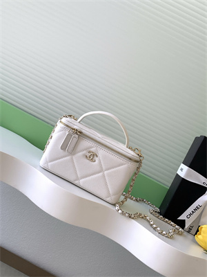 Ch*el long vanity with chain grained calfskin & gold-tone metal white ap4933