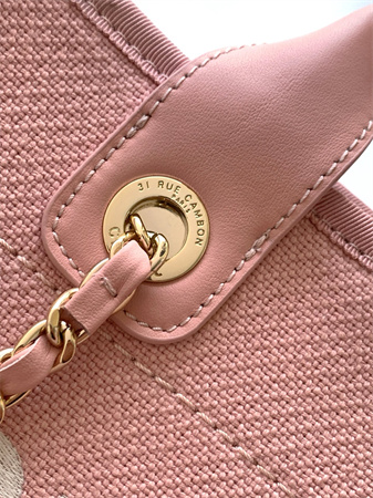 Ch*el deauville small shopping bag mixed fibers gold tone metal pink as3257