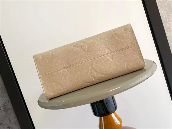 L.V ONTHEGO MM Monogram Empreinte Leather Sand M14255