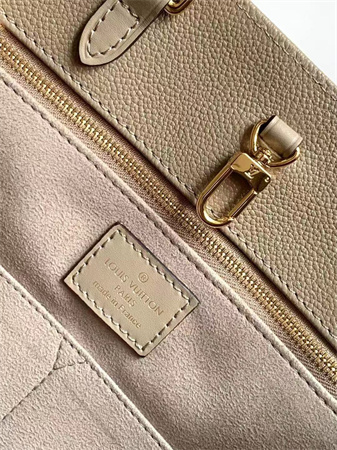 L.V ONTHEGO MM Monogram Empreinte Leather Turtledove M45607