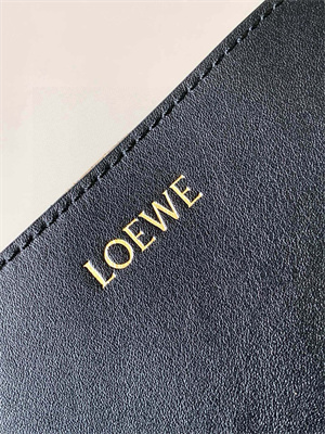 L0ew* medium puzzle fold tote in shinny calfskin black