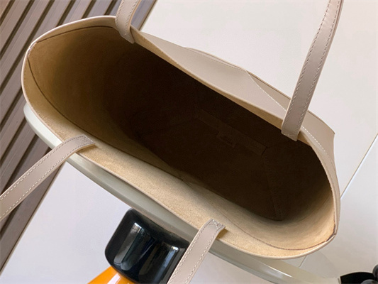 L0ew* medium puzzle fold tote in shinny calfskin