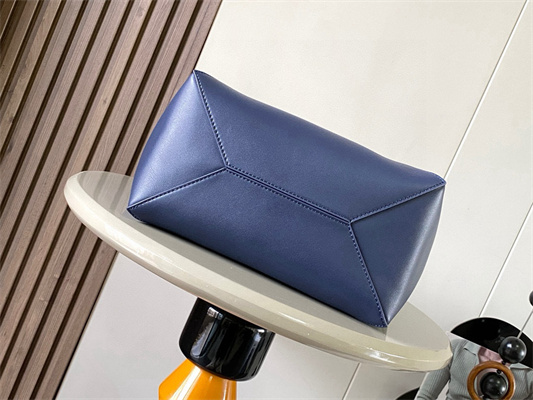 L0ew* medium puzzle fold tote in shinny calfskin