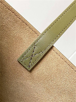 L0ew* medium puzzle fold tote in shinny calfskin