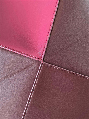 L0ew* medium puzzle fold tote in shinny calfskin