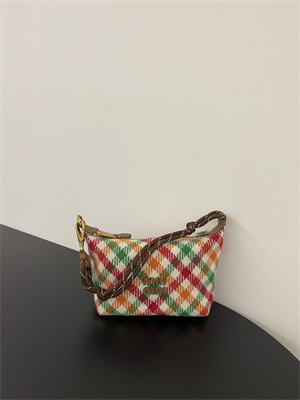 M*um*u plaid wool pouch red/green