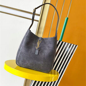 y.s.l le 5 a 7 S*pple small hobo bag in grey suede leather