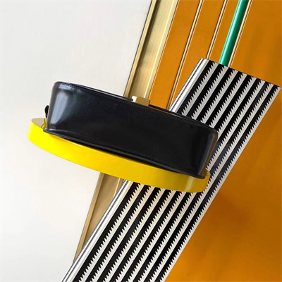 y.s.l solferino medium in box Sa**t Lau*nt black color