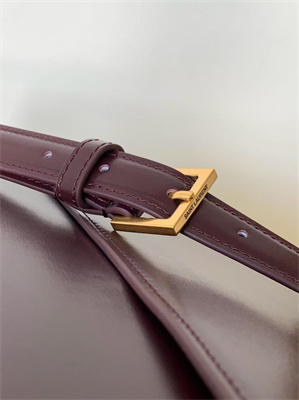 y.s.l solferino medium in box Sa**t Lau*nt rouge cabernet color